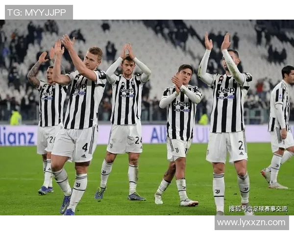 尤文图斯对阵瓦伦西亚比赛裁判表现引发热议球迷和专家各抒己见